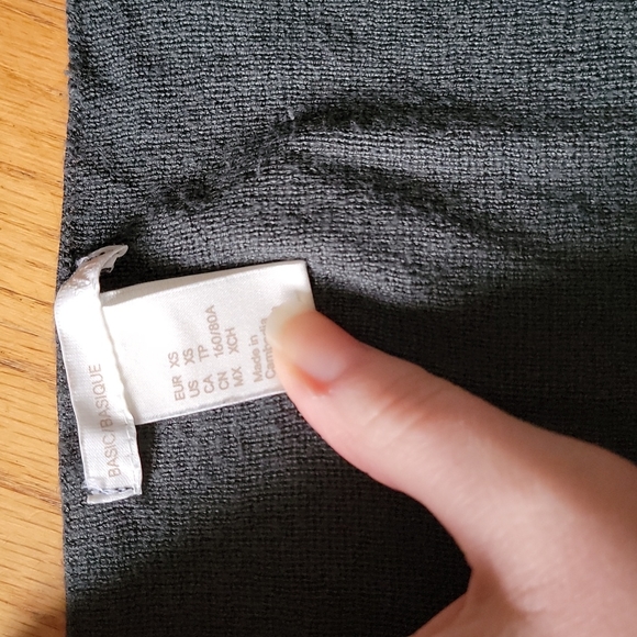 H&M high-low Sweater - XS - Picture 2 of 2